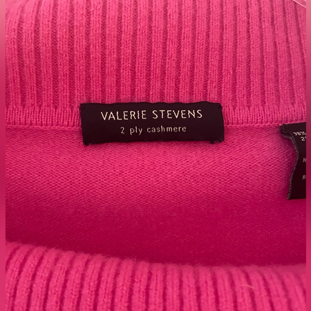 Valerie Steven’s Sweater, size Medium - Picture 3 of 5